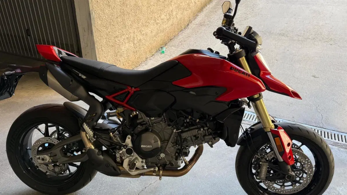 Ducati Hypermotard V2 (2026)  (3)
