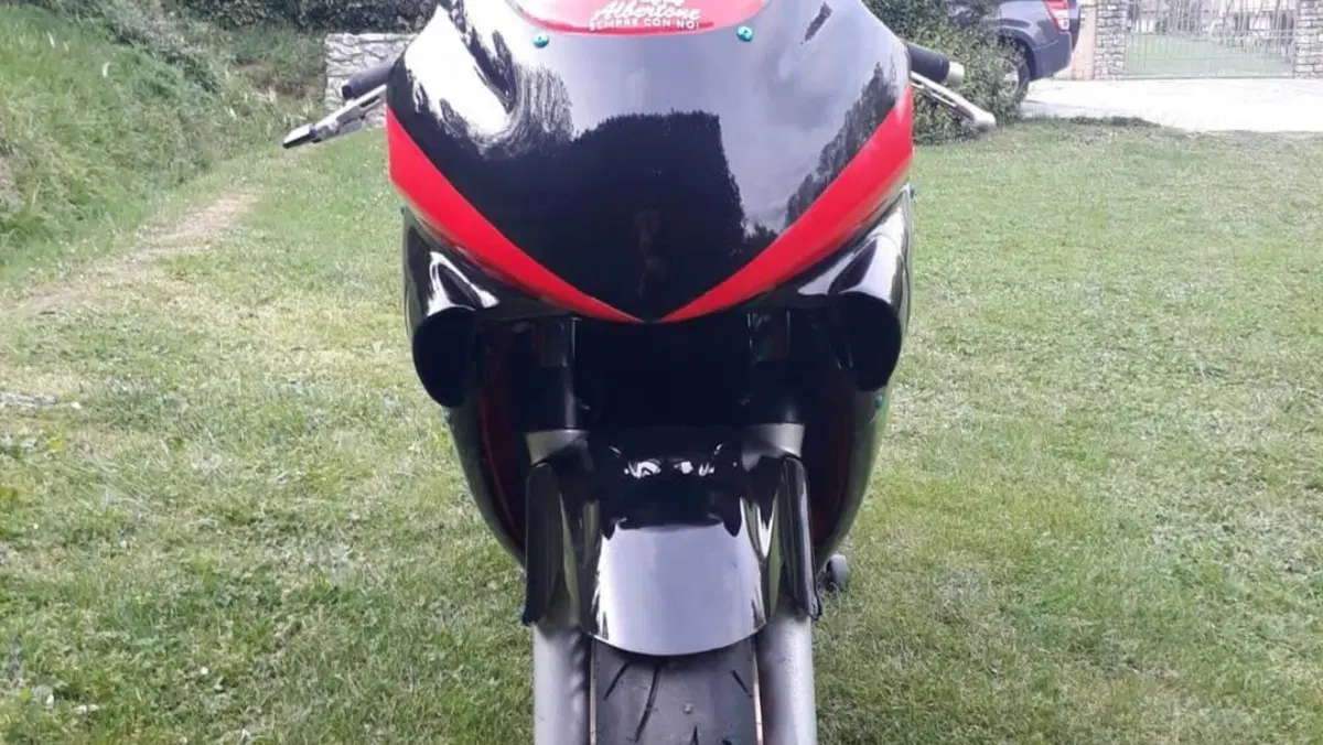 Honda CBR 600 F (1999 - 00)  (2)
