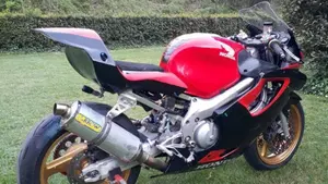 Honda CBR 600 F (1999 - 00)  (3)