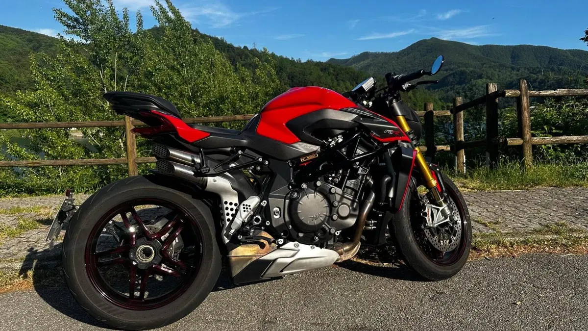 MV Agusta Brutale 1000 RR (2020)  (6)