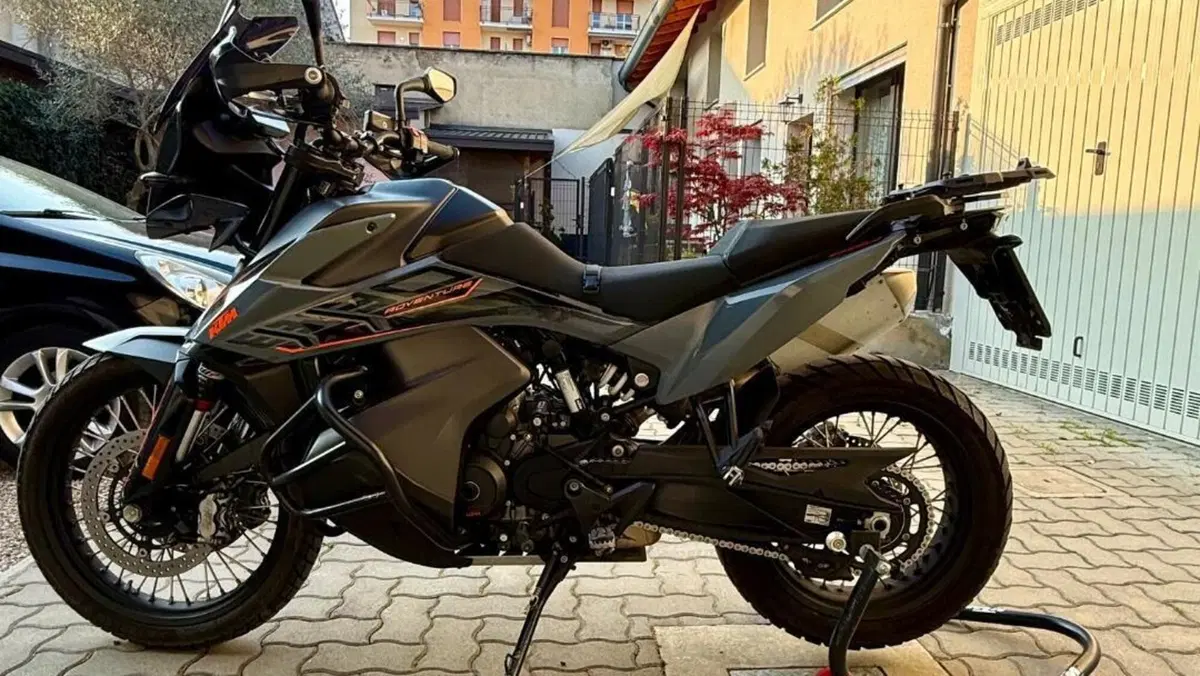 KTM 890 Adventure L (2021)  (2)