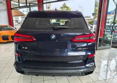 BMW X5 xDrive30d 48V Msport (2)