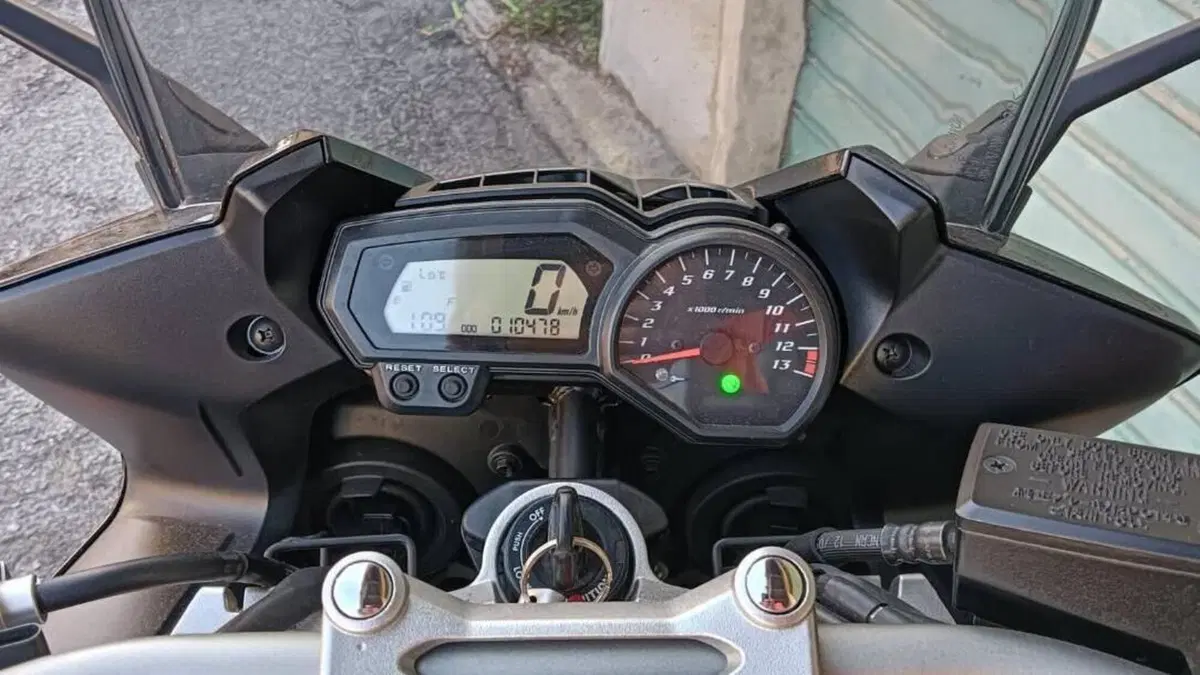 Yamaha FZ1 Fazer (2006 - 16)  (6)