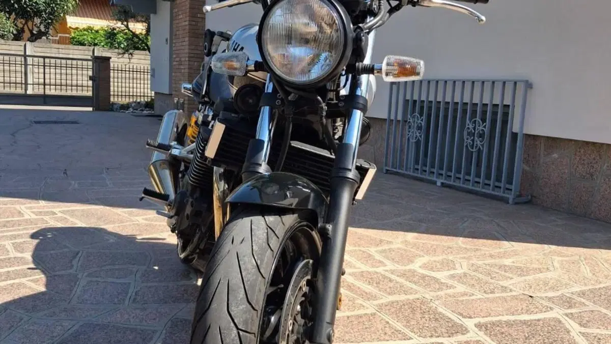 Yamaha XJR 1300 (2006 - 14)  (6)