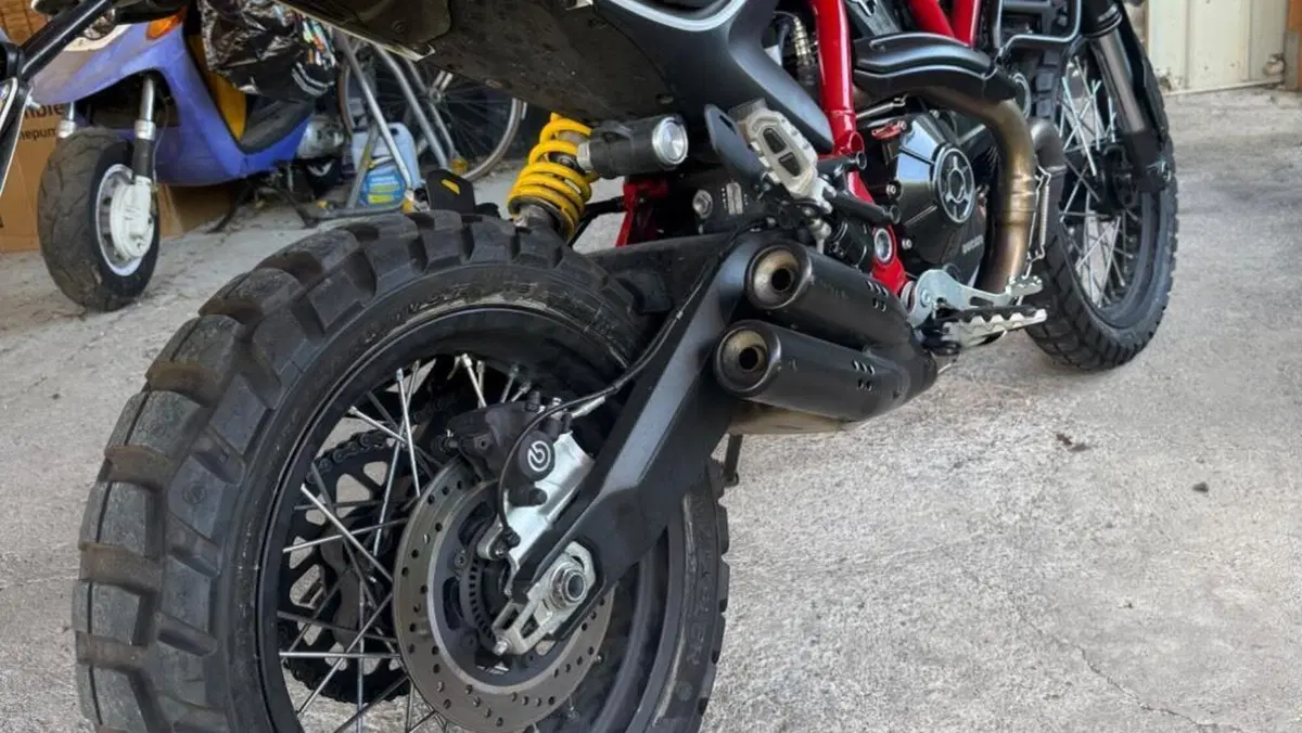 Ducati Scrambler 800 Desert Sled (2017 - 20)  (3)