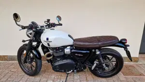 Triumph Street Twin 900 (2017 - 18) 