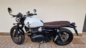 Triumph Street Twin 900 (2017 - 18) usata