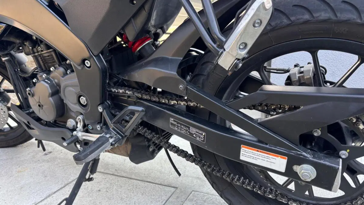 Aprilia Tuono 125 (2021 - 24)  (7)
