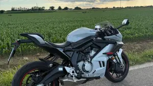 CFMOTO 675SR-R (2025 - 26)  (2)