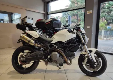 Ducati Monster 696 (2008 - 13) - Annuncio 10052879