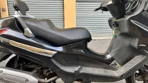 Piaggio Xevo 250  (2)