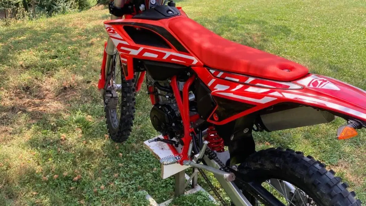 Betamotor RR 125 4T Enduro R (2024 - 26)  (5)