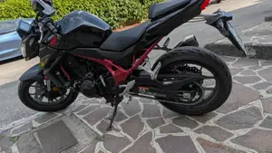 Honda CB 750 Hornet (2023 - 24)  (7)