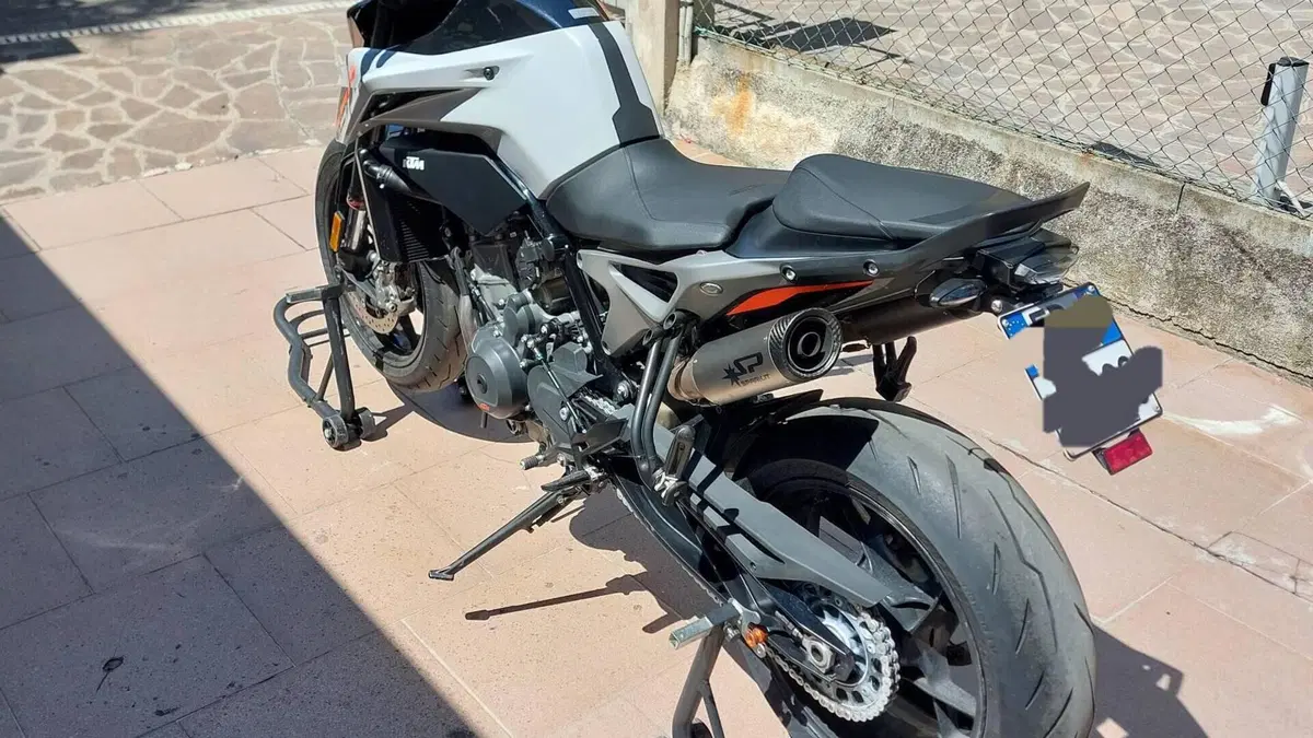 KTM 790 Duke L (2023 - 24)  (2)