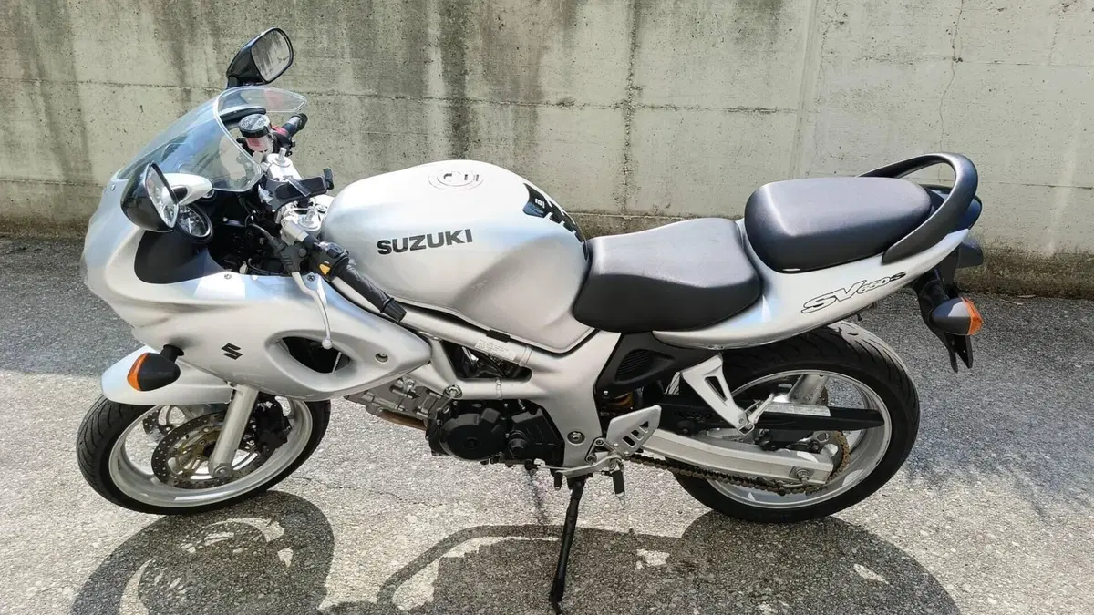 Suzuki SV 650 S (1999 - 02) 