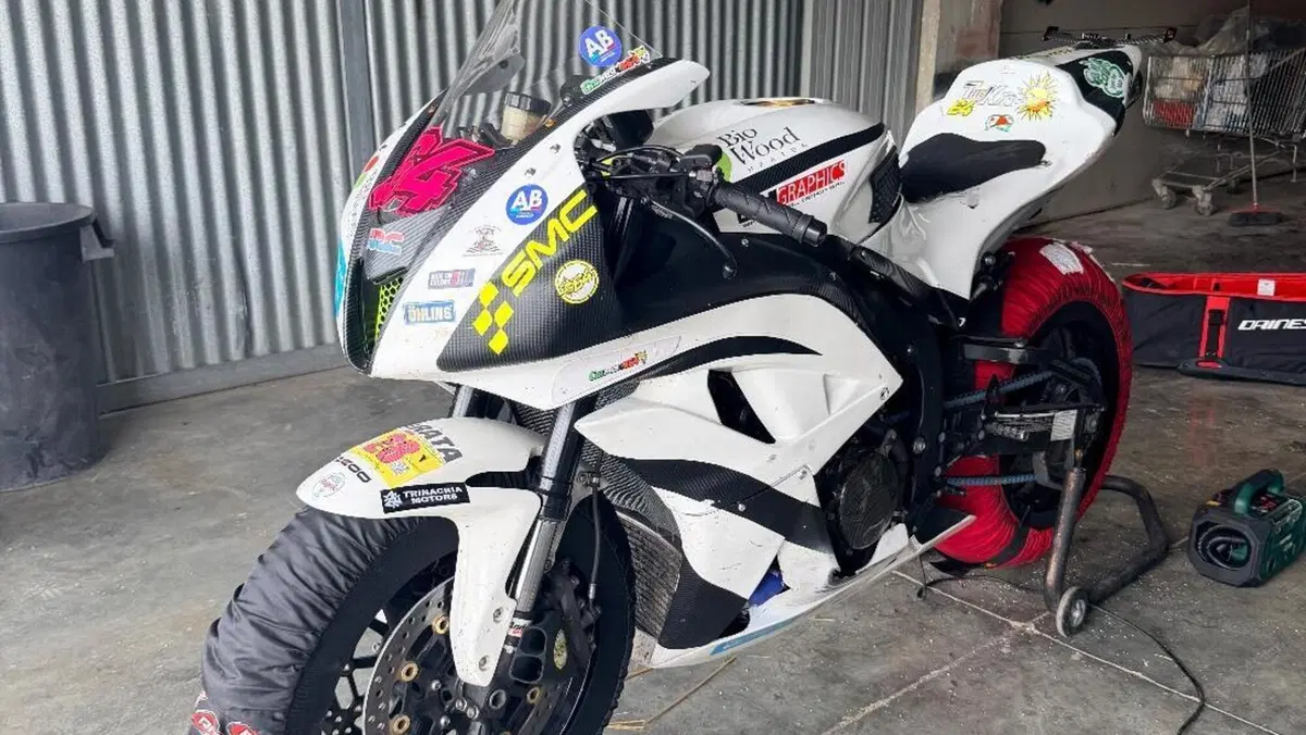 Honda CBR 600 RR (2009 - 12)  (2)