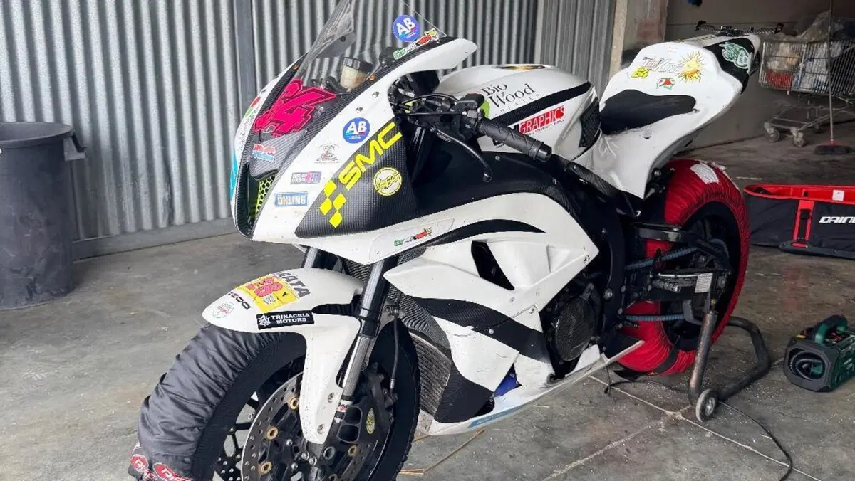 Honda CBR 600 RR (2009 - 12)  (3)