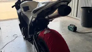 Honda CBR 600 RR (2009 - 12)  (4)