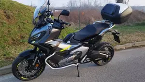 Honda X-ADV 750 DCT Adventure (2021 - 24)  (2)