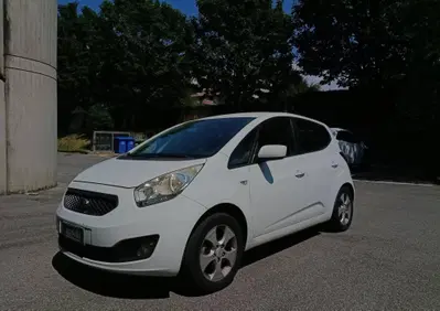 Kia Venga 1.4 CVVT LX Easy usata