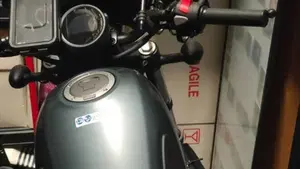 Honda Rebel 250 (2000 - 03)  (5)
