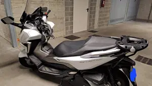 Honda Forza 350 (2022 - 24)  (4)