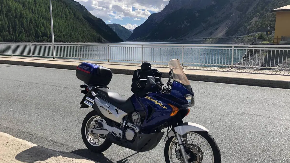 Honda Transalp XL 650V (2000 - 04) 