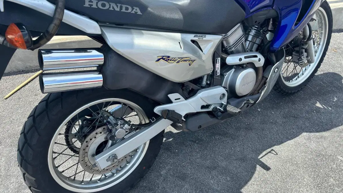 Honda Transalp XL 650V (2000 - 04)  (2)