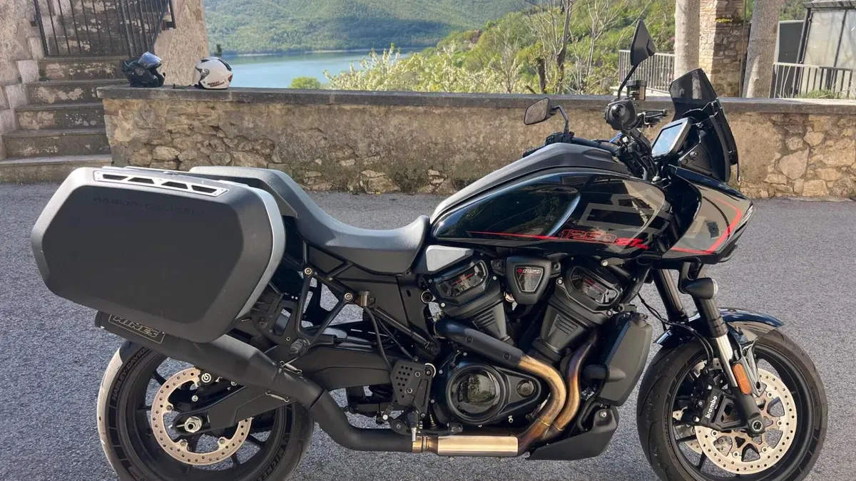 Harley-Davidson Pan America 1250 ST (2025 - 26)  (2)