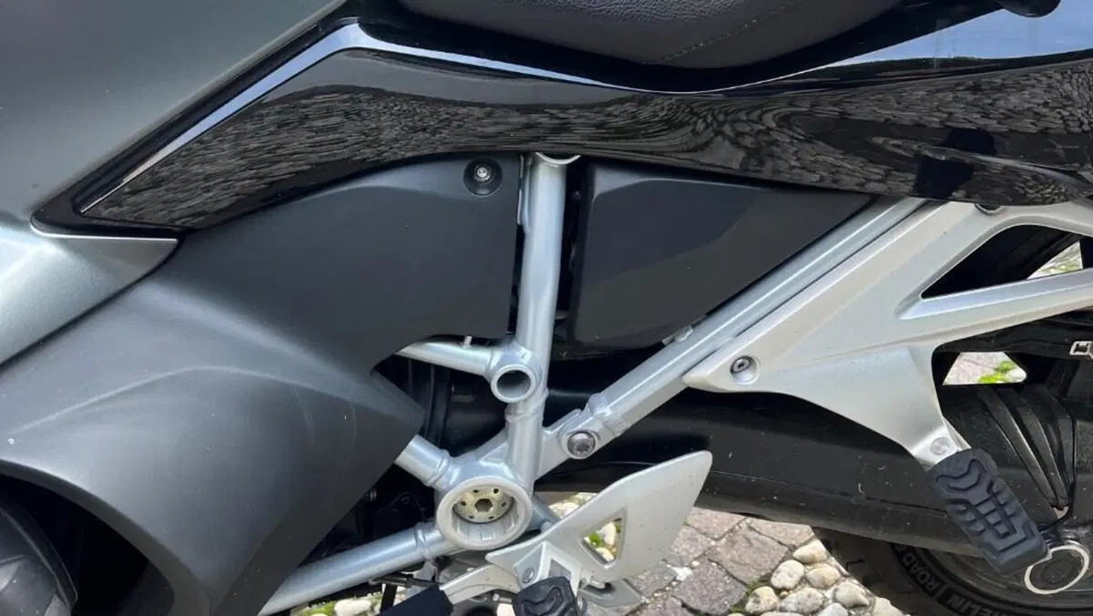 Bmw R 1250 RT (2021 - 25)  (17)