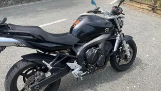 Yamaha FZ6 (2004 - 07) usata