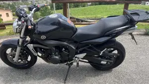 Yamaha FZ6 (2004 - 07)  (2)