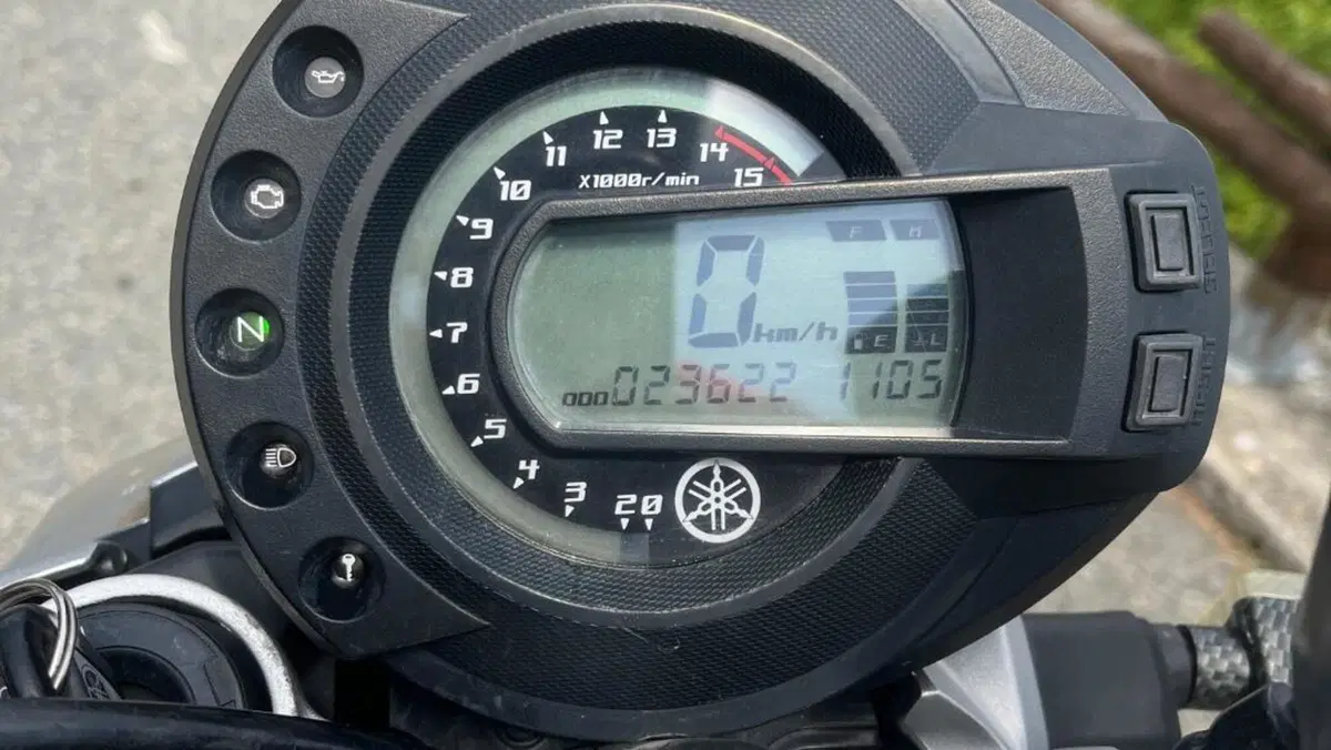Yamaha FZ6 (2004 - 07)  (3)