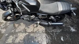 Moto Guzzi V7 Stone (2021 - 24)  (3)