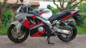 Honda CBR 600 F (2001 - 06)  (2)