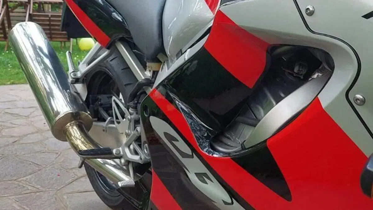 Honda CBR 600 F (2001 - 06)  (6)