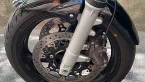 Suzuki GSR 600 (2006 - 11)  (5)