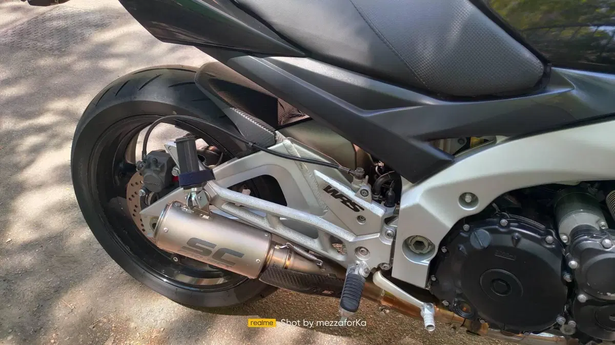 Suzuki GSR 600 (2006 - 11)  (11)