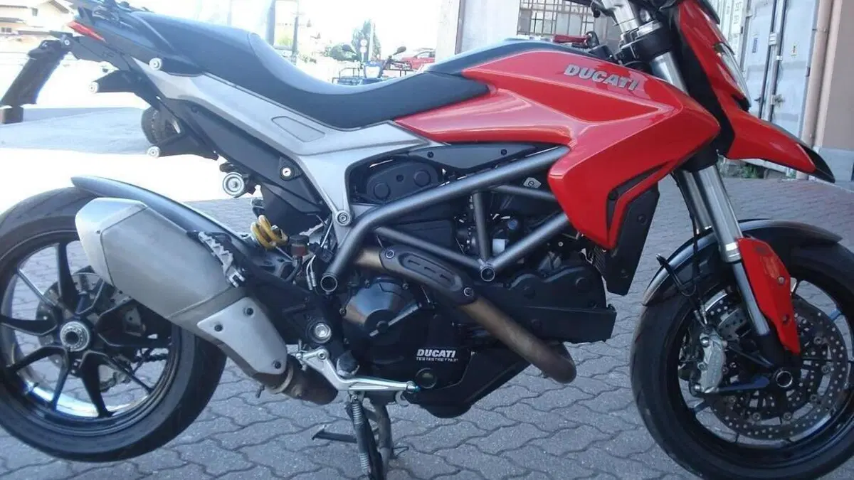 Ducati Hyperstrada 821 (2013 - 15) 