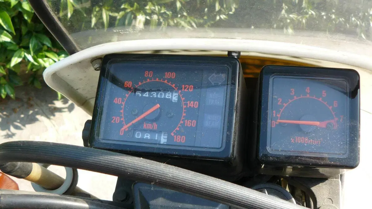 Honda   (2)