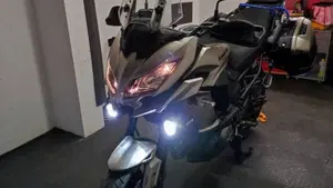 Kawasaki Versys 1000 Grand Tourer (2017 - 20)  (2)