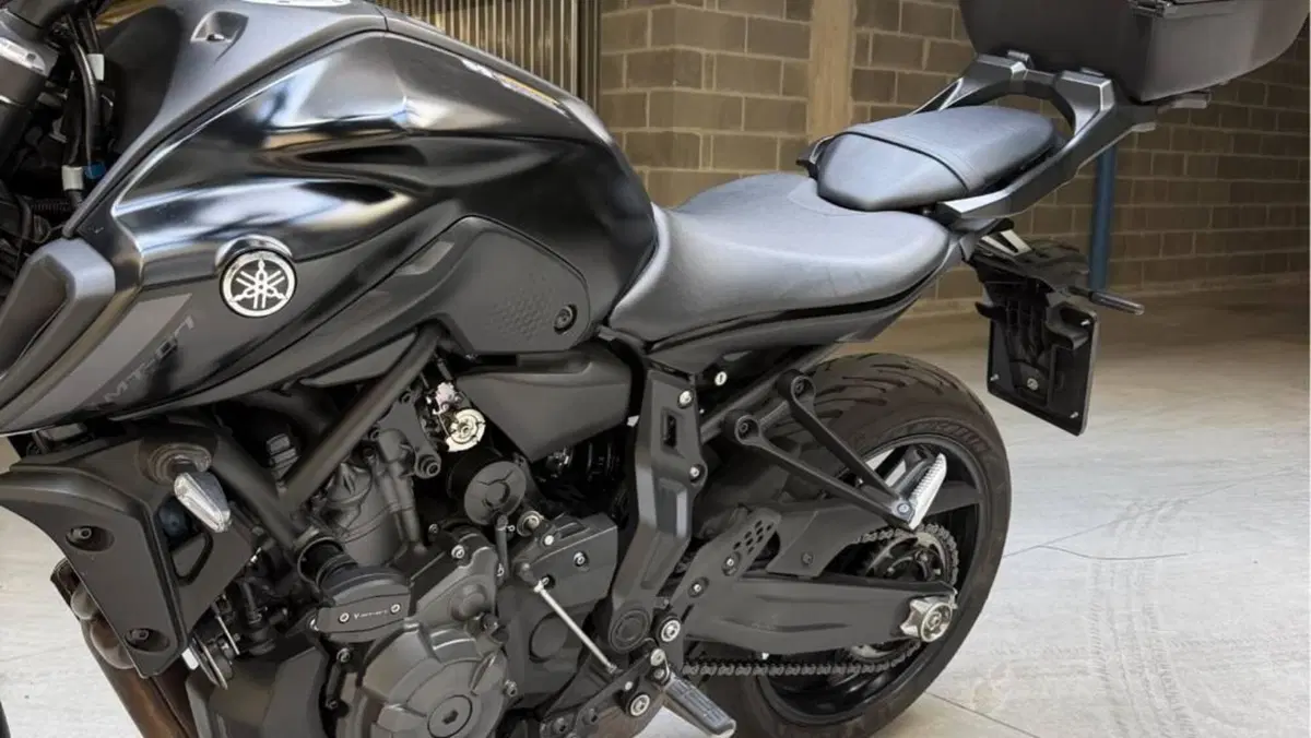 Yamaha MT-07 (2021 - 24)  (2)