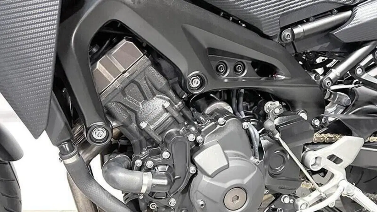 Yamaha Tracer 900 ABS (2015 - 16)  (5)