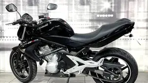 Kawasaki ER-6N (2005 - 08)  (2)