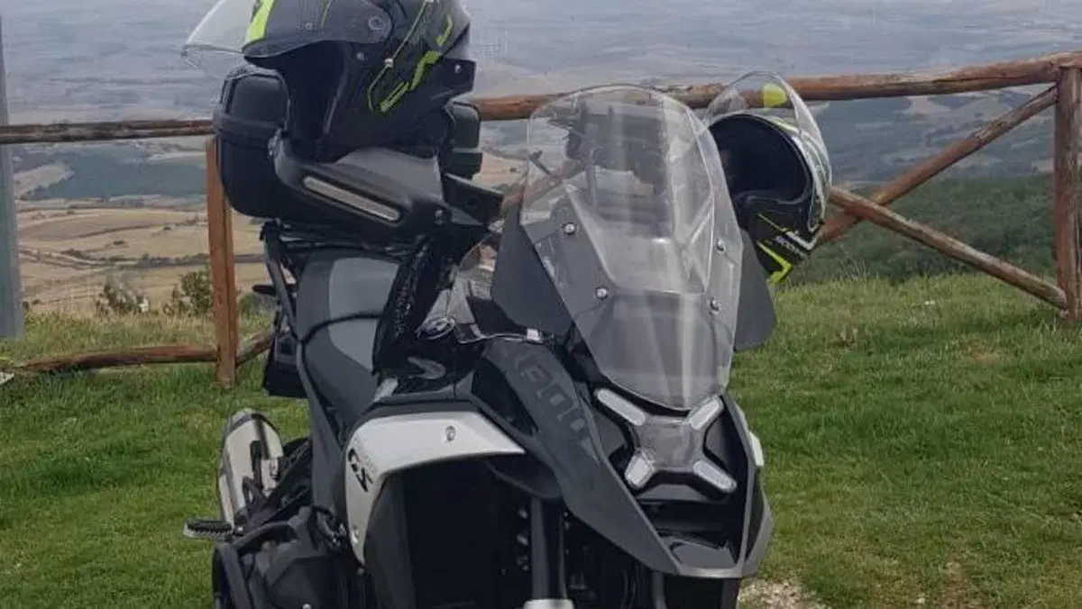 Bmw R 1300 GS Triple Black (2023 - 26)  (2)