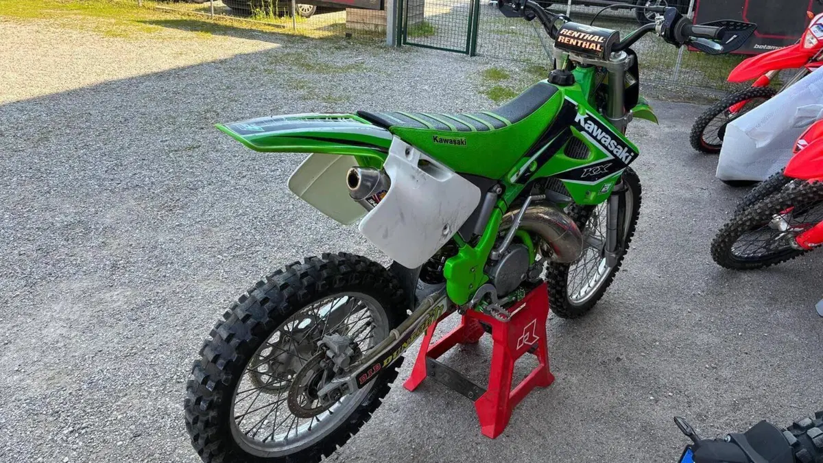 Kawasaki KX250 (1994 - 01)  (2)