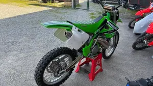 Kawasaki KX250 (1994 - 01)  (2)