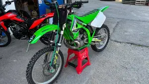 Kawasaki KX250 (1994 - 01)  (4)