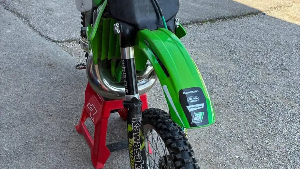 Kawasaki KX250 (1994 - 01)  (6)