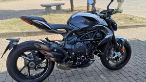 MV Agusta Brutale 800 RR (2021 - 25)  (5)